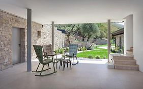 Villa Divina - Apt Divina Con Piscina E Vista Lago